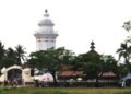 Officers in Indonesia Seal Christian Worship Website earlier than Easter