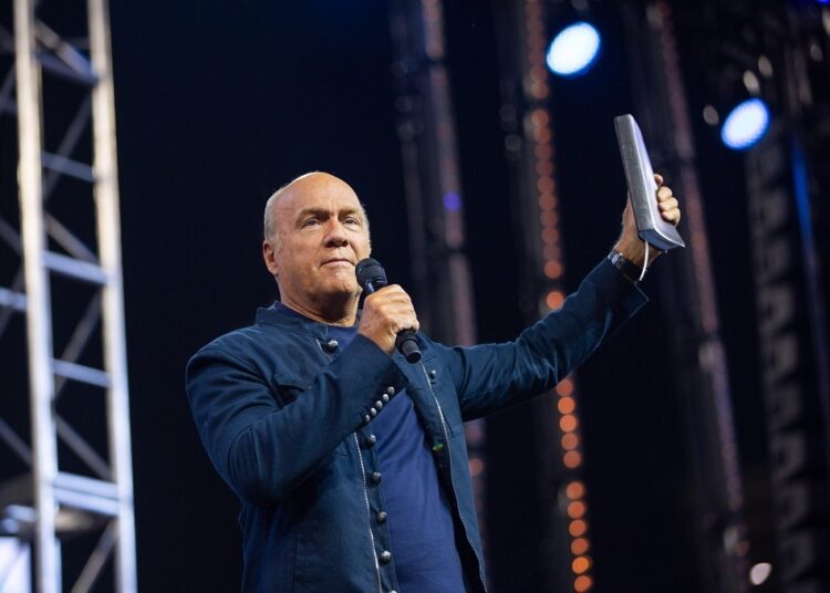 ‘Abnormal folks’: Greg Laurie displays on evangelistic calling