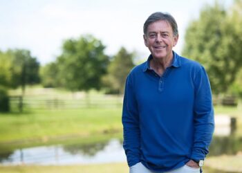 Alistair Begg Displays on God’s Present: The Scriptures