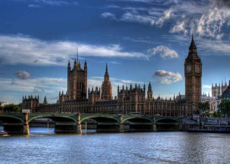 Church of Scotland joins Scottish charities to say Scottish MPs should stand towards social safety cuts