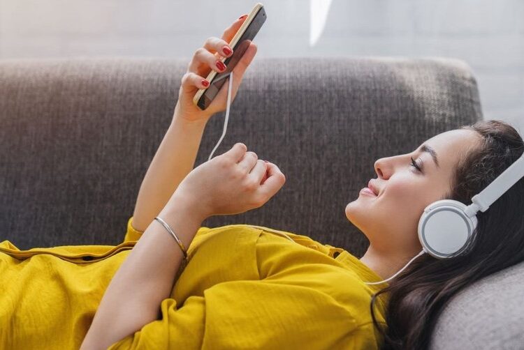 Prime 10 Christian Podcasts for Ladies in 2025 | Encouragement & Biblical Reality