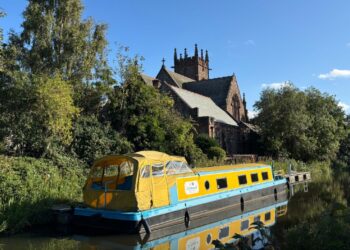 Canal boat future secured after Edinburgh church takes full possession
