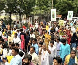 Minorities in Pakistan Decry Blasphemy Regulation, Discrimination