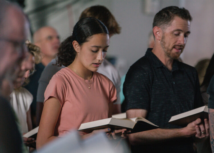 Why Do We Sing in Church? 5 Causes