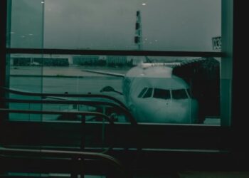 FAA Cuts Air Site visitors as Shutdown Continues