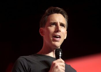 Republican Senators to Examine Biden’s Immigration Packages