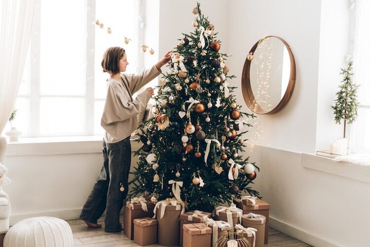 12 Issues Singles Do and Do Not Need to Hear This Vacation Season – Christmas and Introduction