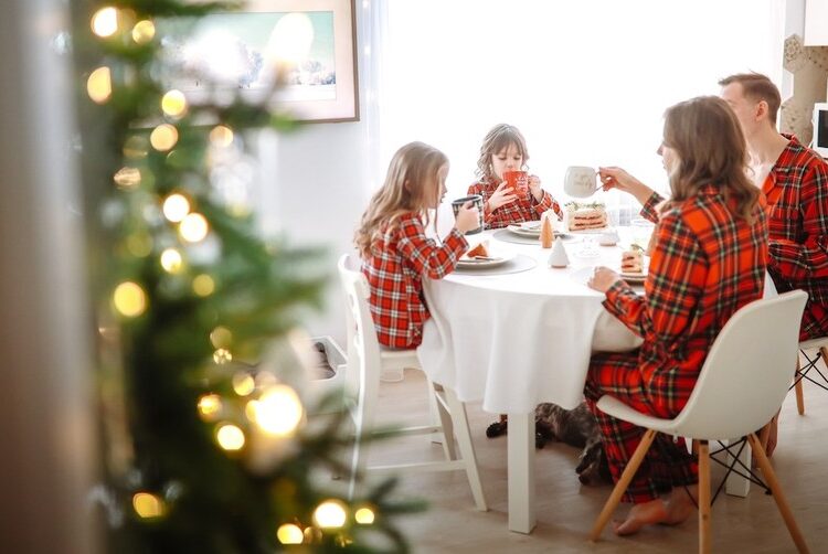 Find out how to Preserve Christmas Calm When You’re a Busy Mother or father – Christian Parenting