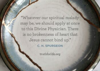 Wallpaper: Divine Doctor