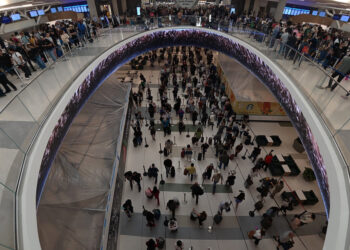 Trump Says He’ll Signal Order to Pay TSA Brokers as Congress Struggles to Attain Funding Deal