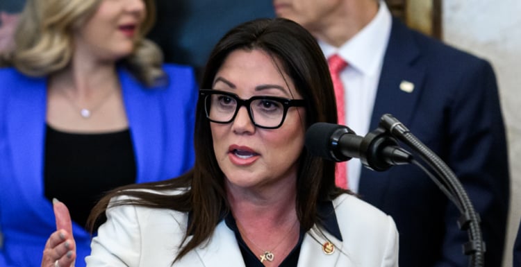 Labor Secretary Chavez-DeRemer Resigns Amid Inner Probe, Employees Shakeup